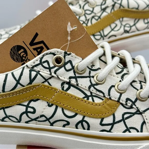 NWT Vans Sk8 Low Reissue Sneakers Textured Waves / Marshmallow Shoes Skate NEW